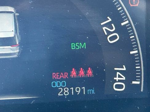 Used 2023 Toyota RAV4 AWD Hybrid image 14