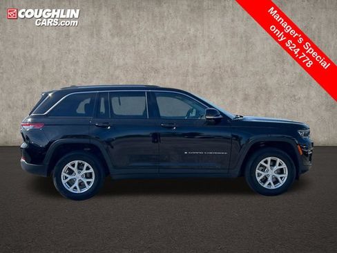 Used 2023 Jeep Grand Cherokee Limited AWD/4WD image 8
