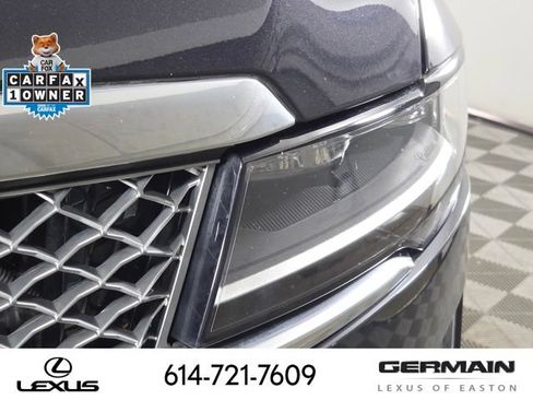 Used 2023 Cadillac Escalade Premium Luxury w/ LPO, Radiant Package AWD/4WD image 15