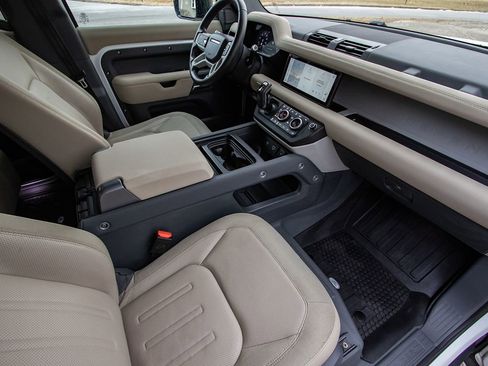 Used 2020 Land Rover Defender 110 S image 20