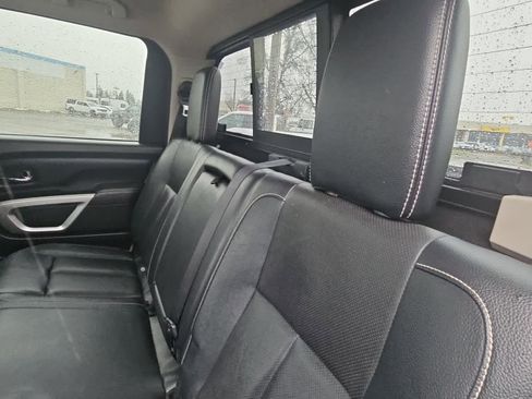 Used 2017 Nissan Titan PRO-4X w/ Pro-4x Convenience Package image 13