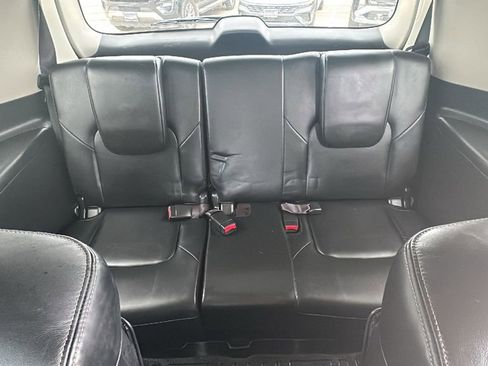 Used 2024 Nissan Armada Platinum w/ Captain's Chairs Package image 35