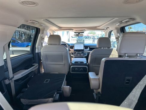 Certified 2024 Ford Expedition Limited image 15