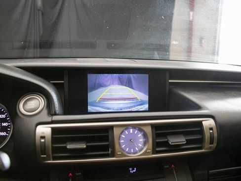 Used 2016 Lexus IS 300 AWD image 36