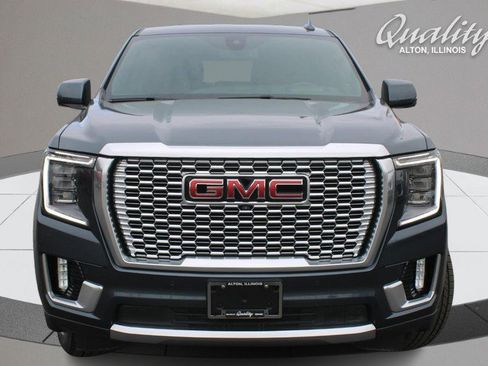 Used 2021 GMC Yukon Denali image 11