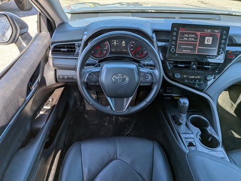Used 2024 Toyota Camry XSE FWD image 15