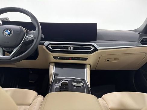 Certified 2023 BMW 330i xDrive Sedan w/ Premium Package AWD/4WD image 35