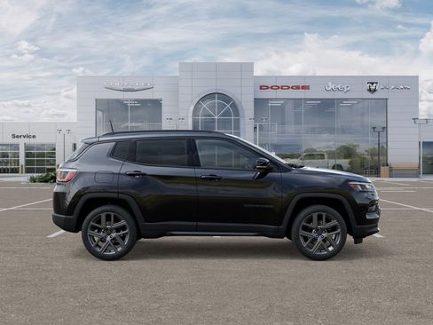New 2026 Jeep Compass Limited image 23