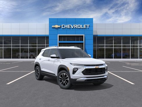 New 2026 Chevrolet TrailBlazer LT w/ Driver Confidence Package FWD image 1