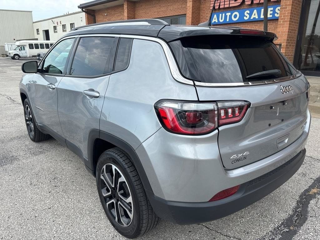 Used 2022 Jeep Compass Limited AWD/4WD image 18