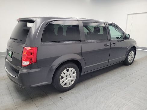 Used 2018 Dodge Grand Caravan SE FWD image 10