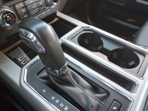 Used 2020 Ford F150 Lariat w/ Equipment Group 502A Luxury AWD/4WD image 36