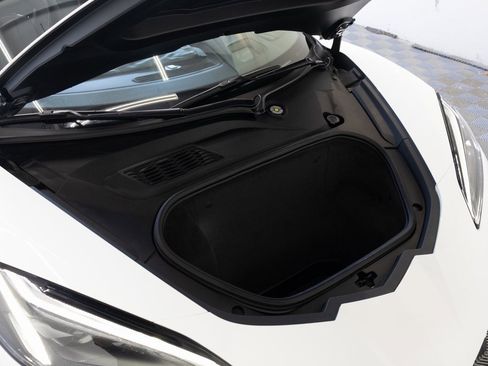 Used 2022 Chevrolet Corvette Stingray Premium Conv w/ Z51 Performance Package image 37