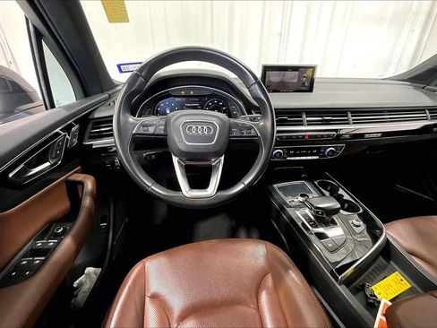 Used 2018 Audi Q7 3.0T Prestige w/ Prestige Package AWD/4WD image 14
