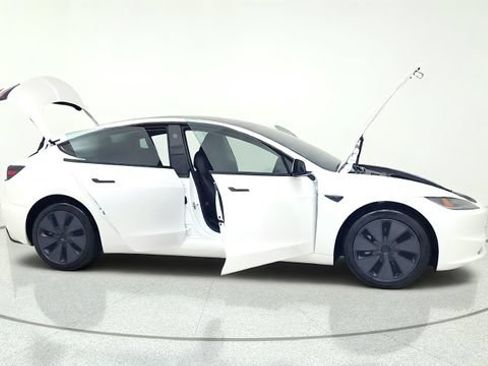 Used 2025 Tesla Model 3 Long Range RWD image 20