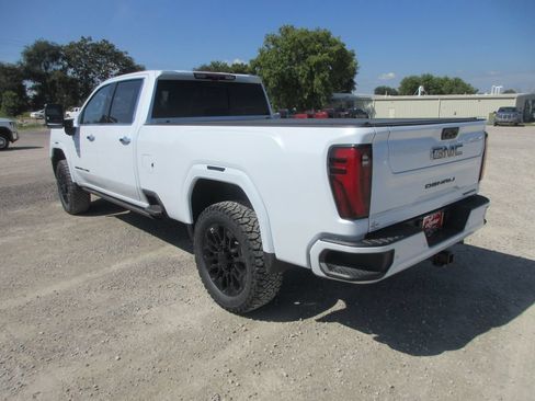 New 2026 GMC Sierra 3500 Denali Ultimate AWD/4WD image 12