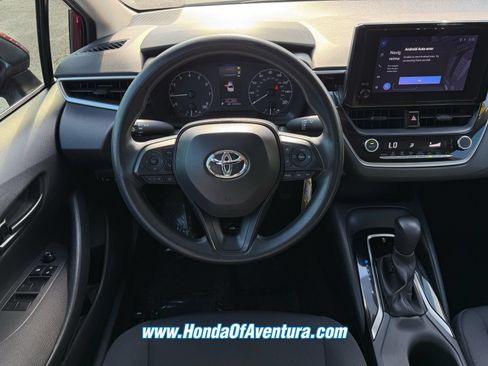 Used 2024 Toyota Corolla LE FWD image 11
