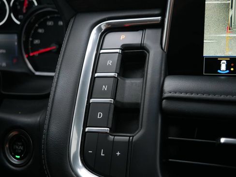 Used 2021 Chevrolet Tahoe LT w/ LT Signature Package AWD/4WD image 21