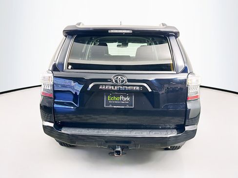 Used 2024 Toyota 4Runner SR5 image 7