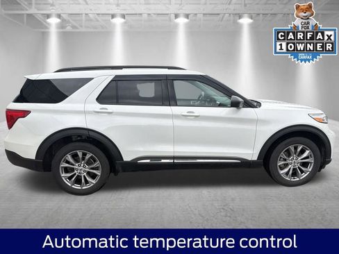 Used 2023 Ford Explorer XLT w/ Equipment Group 202A AWD/4WD image 10