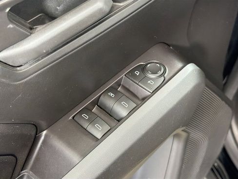 Used 2023 Chevrolet Colorado Trail Boss AWD/4WD image 20