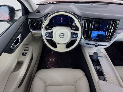 Used 2024 Volvo S60 B5 Core image 26