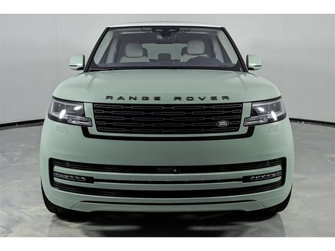 Used 2023 Land Rover Range Rover SE AWD/4WD image 4