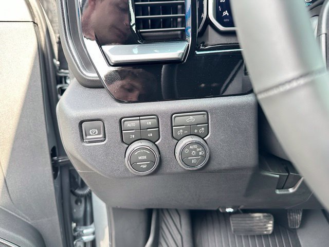 New 2026 Chevrolet Silverado 1500 RST AWD/4WD image 10