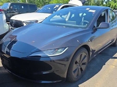 Used 2024 Tesla Model 3 Long Range AWD/4WD image 5