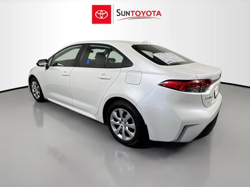Used 2026 Toyota Corolla LE FWD image 6