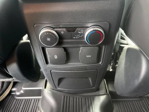 Used 2023 Ford Explorer XLT w/ Equipment Group 202A AWD/4WD image 28