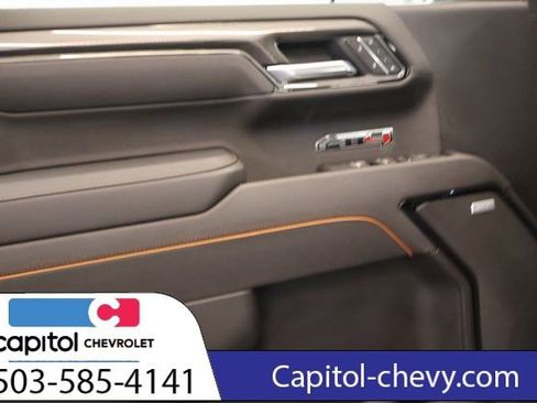 Used 2025 GMC Sierra 1500 AT4 image 12