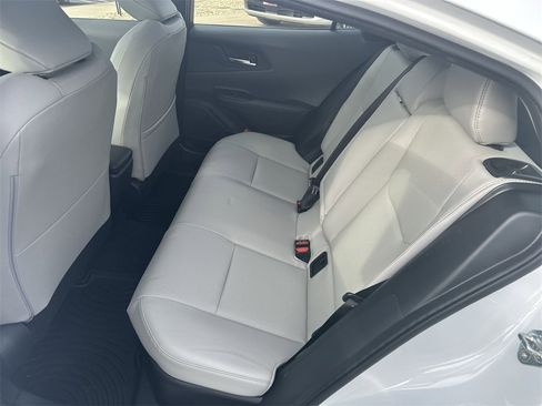 Used 2024 Toyota Prius XLE image 24