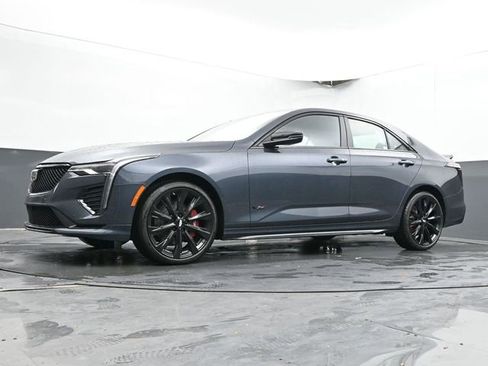 New 2025 Cadillac CT4 V w/ Super Cruise Package image 41