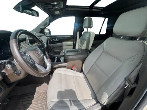 Used 2022 GMC Yukon SLT w/ SLT Premium Package AWD/4WD image 10