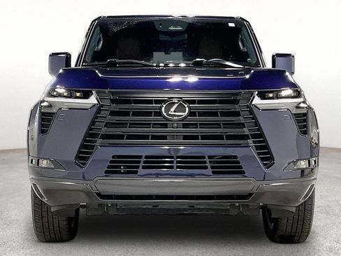 Used 2024 Lexus GX 550 w/ Accessory Package (Z1) AWD/4WD image 4