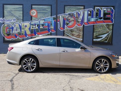 Used 2024 Chevrolet Malibu LT FWD image 32