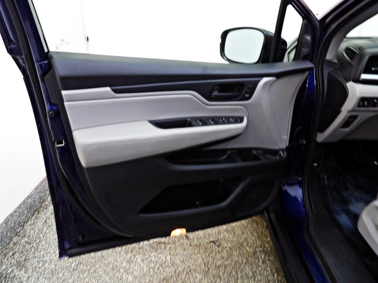 Used 2019 Honda Odyssey EX-L image 17