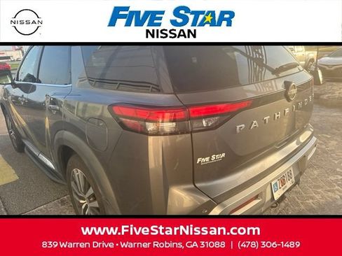 Used 2022 Nissan Pathfinder Platinum w/ Cargo Package FWD image 33