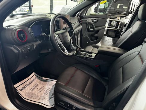 Used 2023 Chevrolet Blazer RS w/ Driver Confidence II Package AWD/4WD image 7