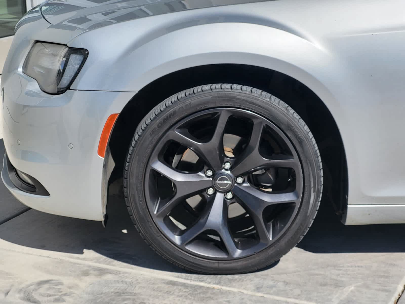 Used 2021 Chrysler 300 S RWD image 8