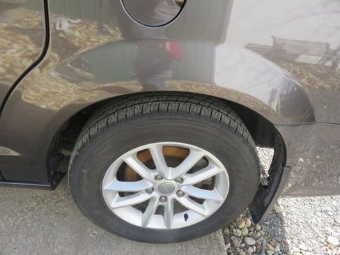 Used 2019 Dodge Grand Caravan SXT image 24