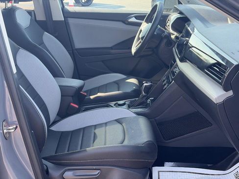 Certified 2023 Volkswagen Taos SEL AWD/4WD image 18