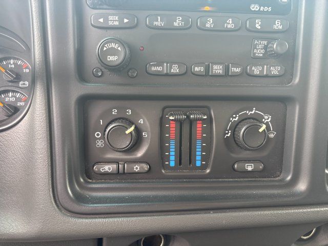 Used 2003 Chevrolet Silverado 2500 LS AWD/4WD image 20