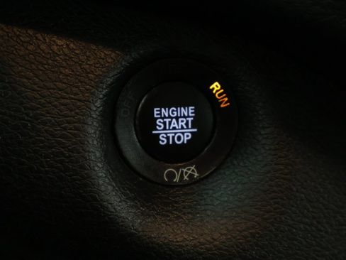 Used 2021 Jeep Cherokee Latitude Lux image 39