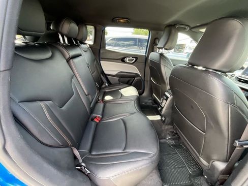 Used 2024 Jeep Compass Limited image 12