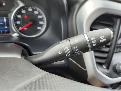 Used 2023 GMC Acadia SLE w/ Driver Convenience Package image 19