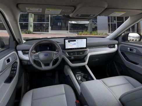 New 2025 Ford Explorer Active w/ Active Comfort Package image 9