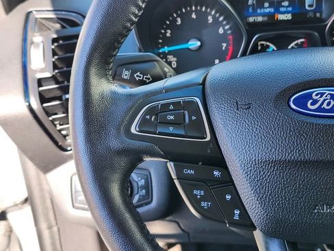 Certified 2019 Ford Escape Titanium image 29