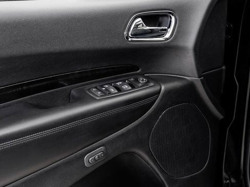 Used 2015 Dodge Durango Limited w/ Nav & Power Liftgate Group image 8